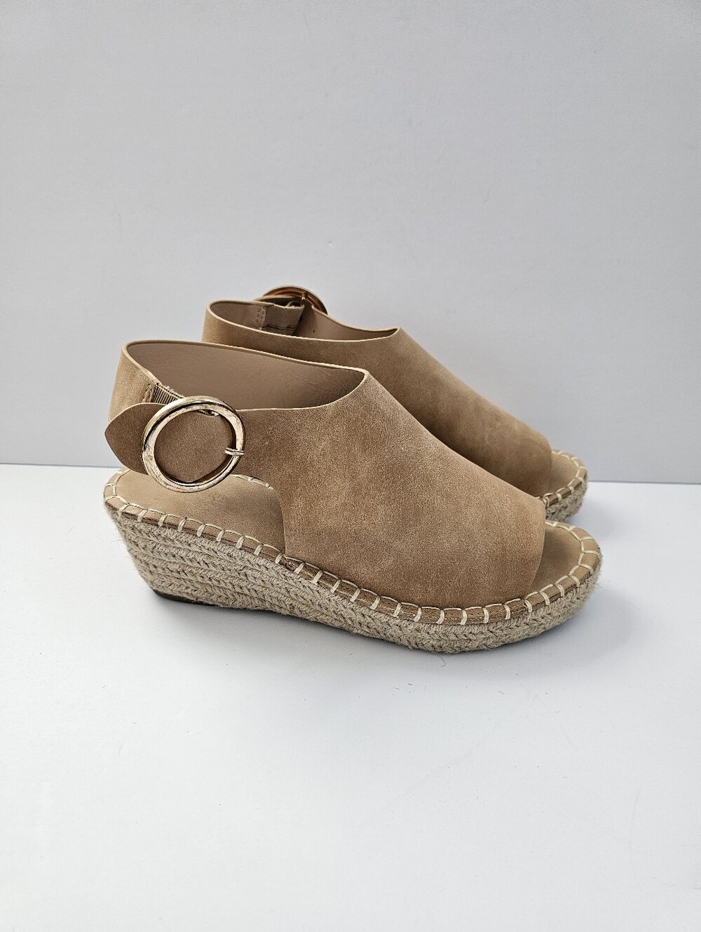 Catherine Catherine Malandrino Cirkly Espadrille Wedge Sandals Tan  Suede Size 9